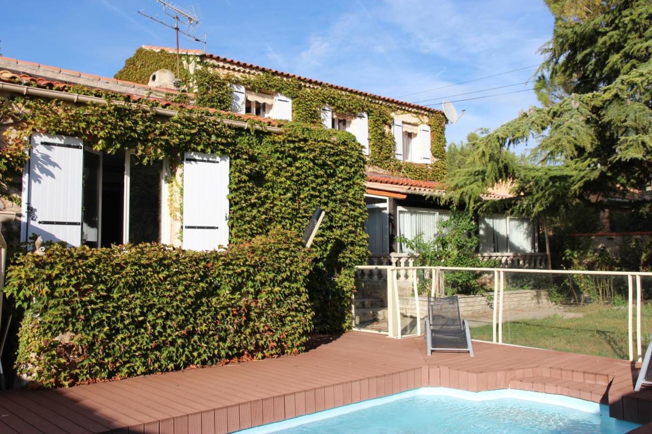Maison D'Hote Villa Monique Cuges-les-Pins Bagian luar foto